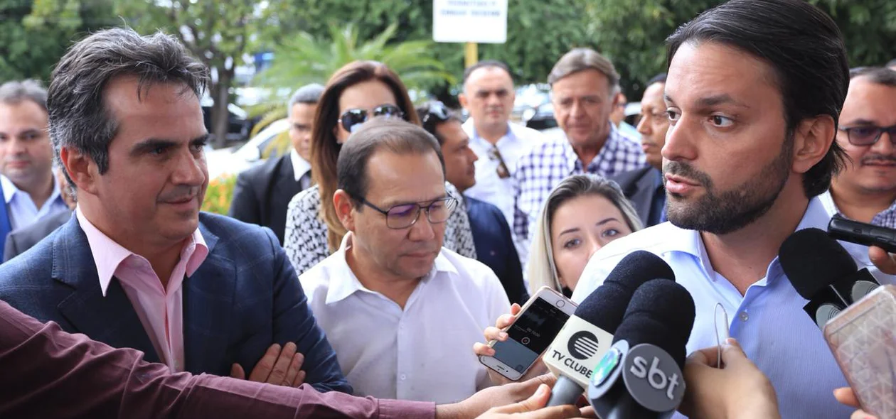 Ministro Alexandre Baldy durante visita a Teresina