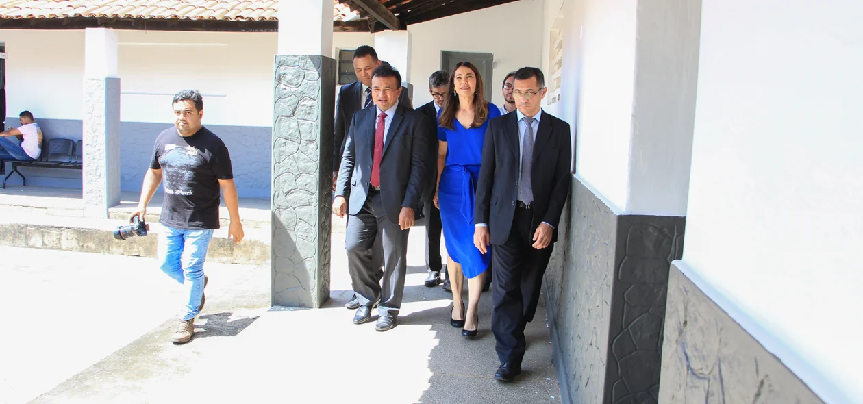 Vice governadora visitando a corregedoria em Teresina 