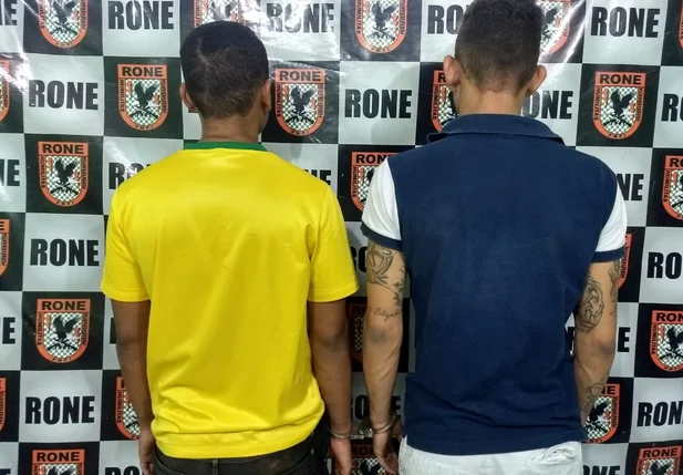 Dupla presa por tráfico de drogas