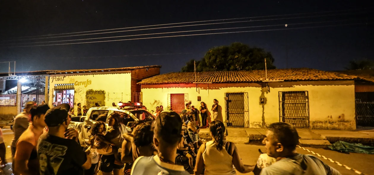 Populares no local do acidente