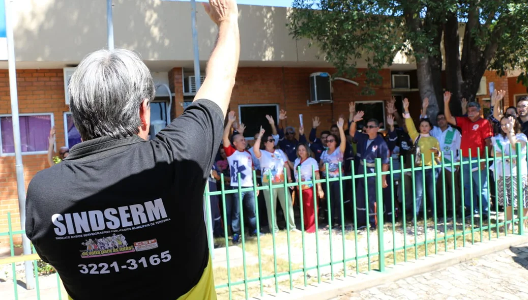 Manifestação dos trabalhadores da saúde municipal na FMS