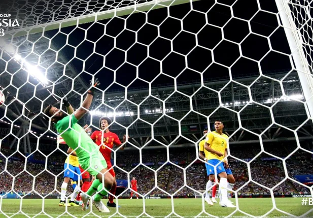 Brasil sofre gol contra nas quartas de finais da Copa do Mundo