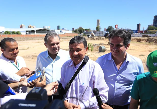 Visita em terreno que será construído nova maternidade do Piauí