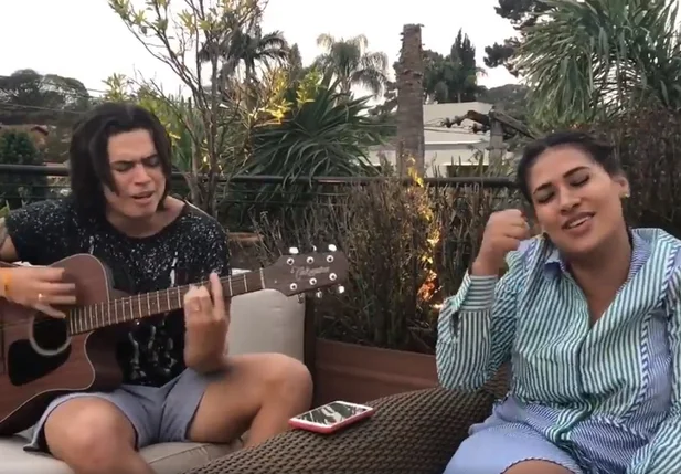 Whindersson Nunes e Simone 