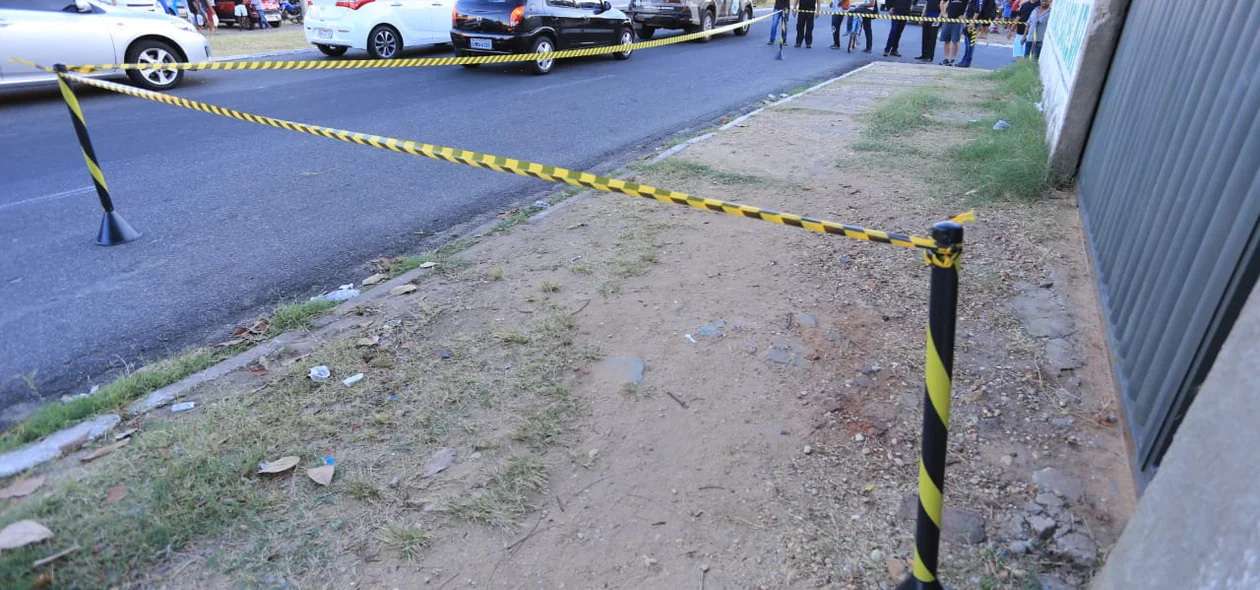 O bandido conseguiu fugir com o carro da vítima