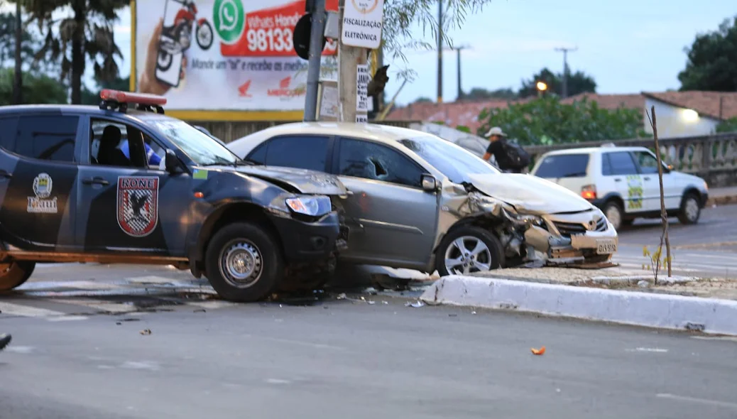 Acidente aconteceu na Avenida Miguel Rosa