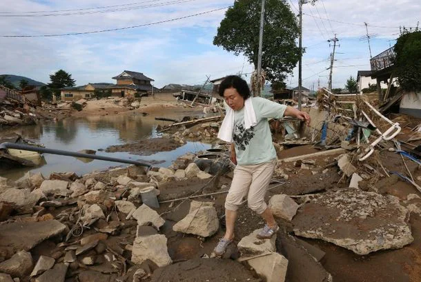Governo japonês confirma 155 mortes em inundações; 50 estão desaparecidas