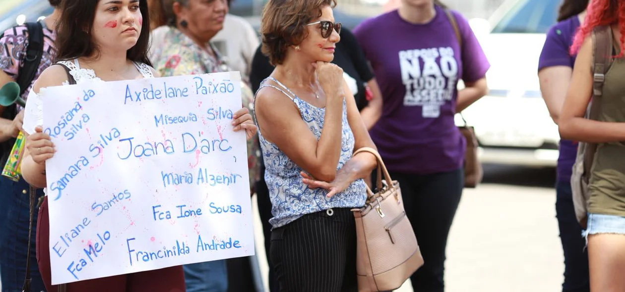 Frente Popular de Mulheres Contra o Feminicídio