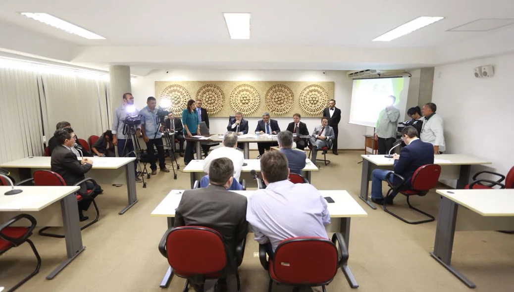 Reunião realizada na Alepi na CCJ
