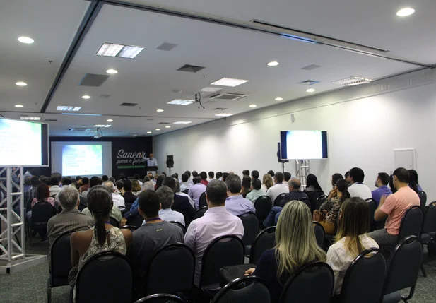 Águas de Teresina apresenta planos diretores de água e esgoto