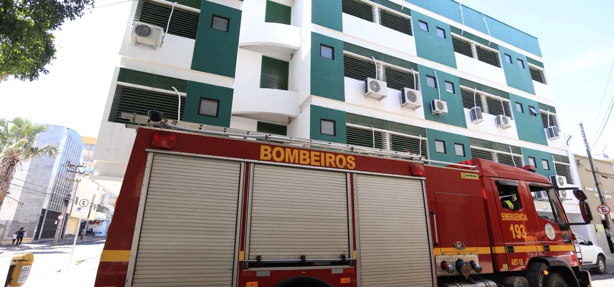 Bombeiros atenderam a ocorrência