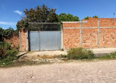 Casa onde estavam as geladeiras 
