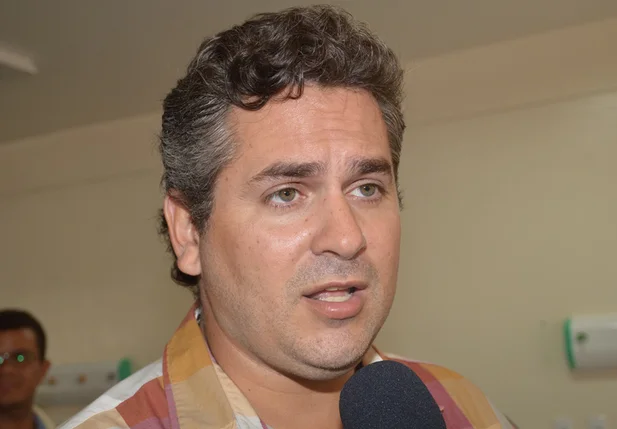 Deputado Pablo Santos mantém entendimentos com Padre Walmir