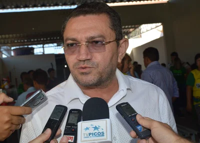 Padre Walmir perde apoio do grupo político do deputado Nerinho