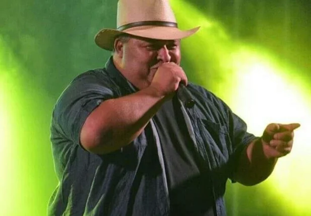 Amigos lamentam morte do cantor Cizinho