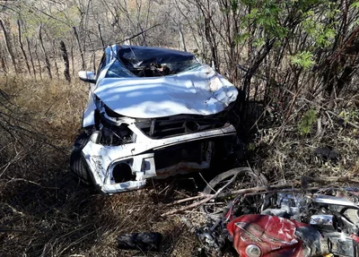 Veículos envolvidos no acidente em Marcolândia