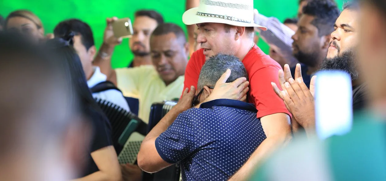 Amigos lamentam morte de Cizinho
