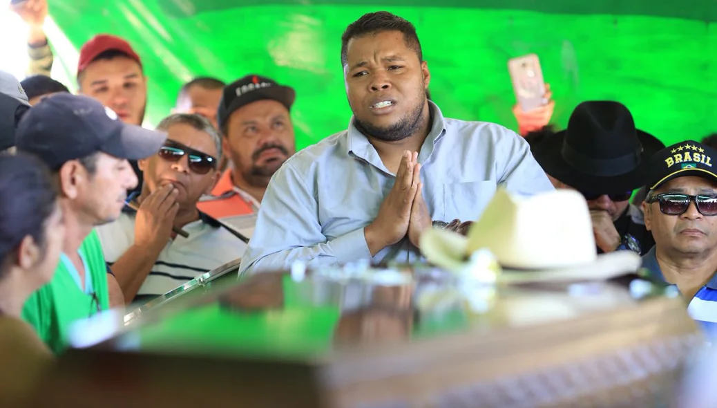 Amigos lamentam morte precoce do cantor Cizinho 