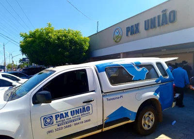 Amigos se despedem de Cizinho em velório na Pax União