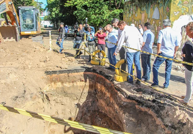 Firmino Filho e Luciano Nunes visitam Galeria na zona leste