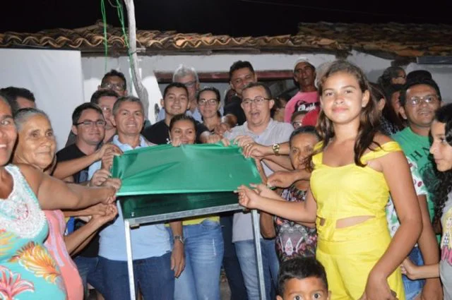 Junior Percy inaugura obra na zona rural 