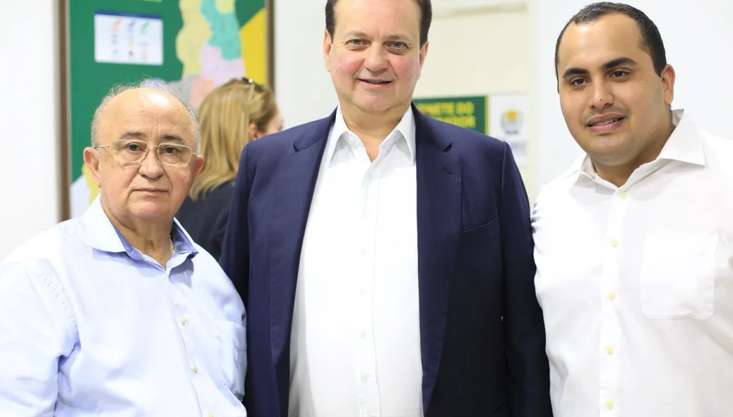 Deputado Júlior César, ministro Gilberto Kassab e deputado Georgeano