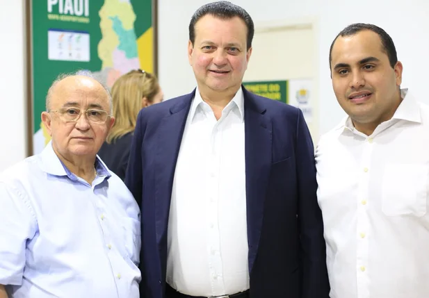 Deputado Júlior César, ministro Gilberto Kassab e deputado Georgeano
