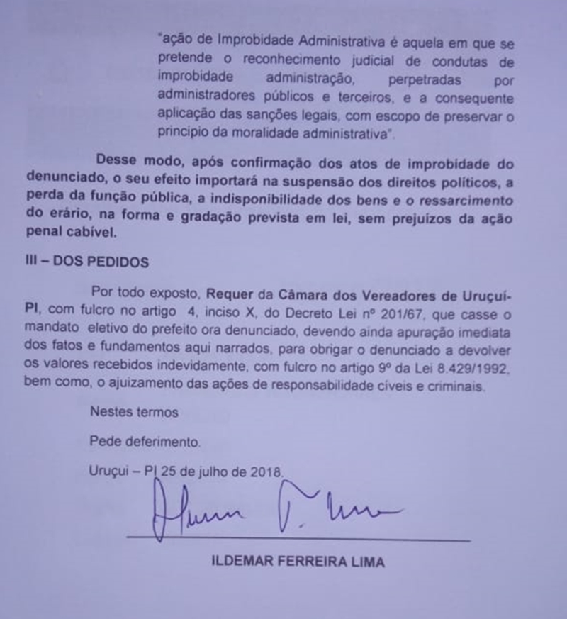 Estudante pede a cassação do mandato do prefeito