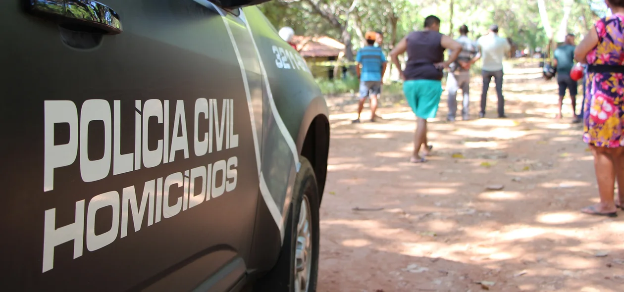Viatura do Departamento de Homicídio e Proteção à Pessoa