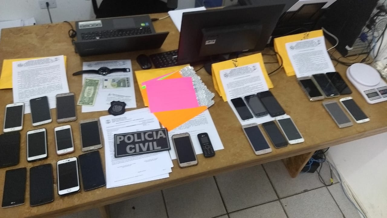 Celulares apreendidos