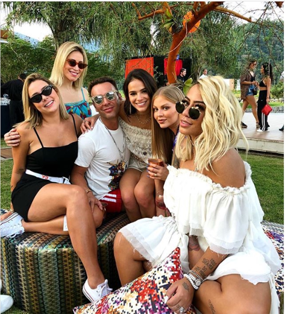Bruna e turma de famosos em seu aniversário no Rio 