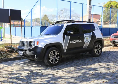Viatura da Polícia Civil