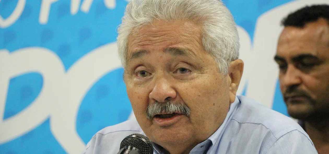 Elmano Férrer