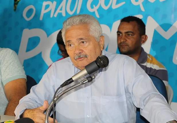 Elmano Férrer confirma pré-candidatura a governador do Piauí