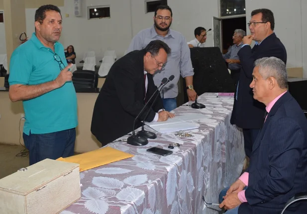 Advogados acompanham eleição da Câmara de Picos