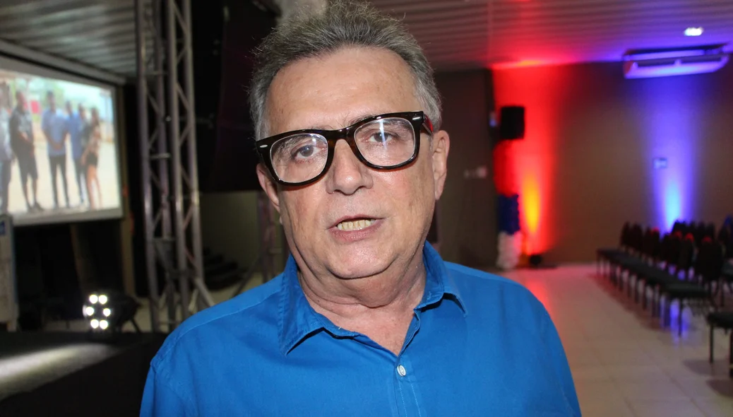 Candidato a deputado federal, Flávio Nogueira