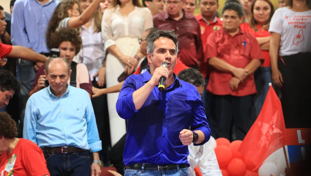 Ciro Nogueira durante convenção do PT em Teresina