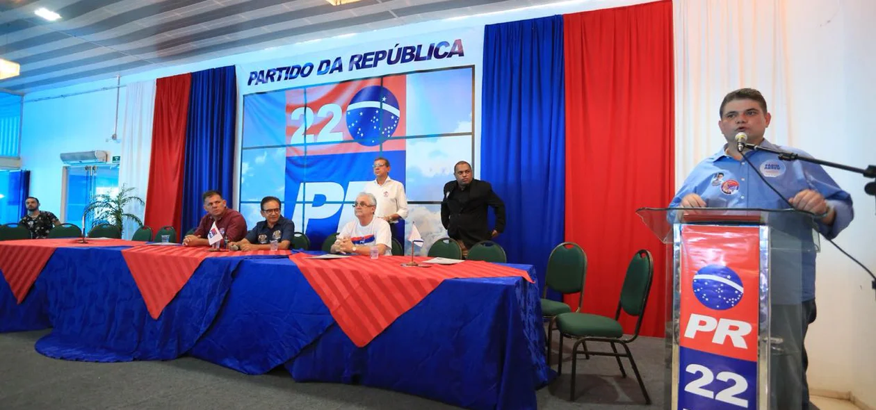 Fábio Novo durante discurso