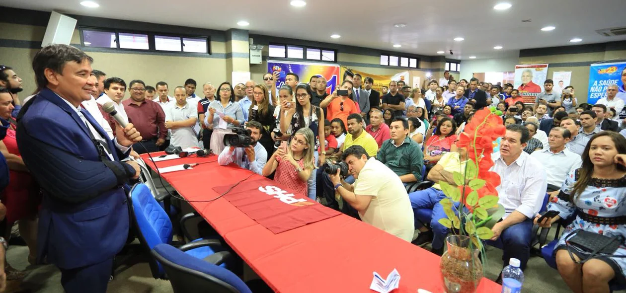 Governador Wellington Dias participa da Convenção do PHS em Teresina