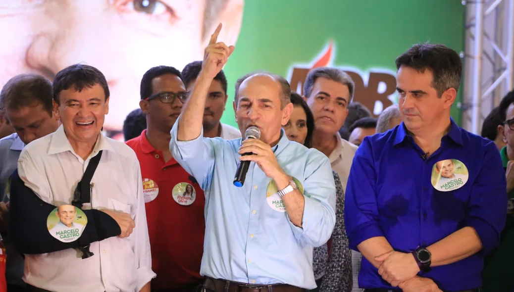 Marcelo Castro discursa