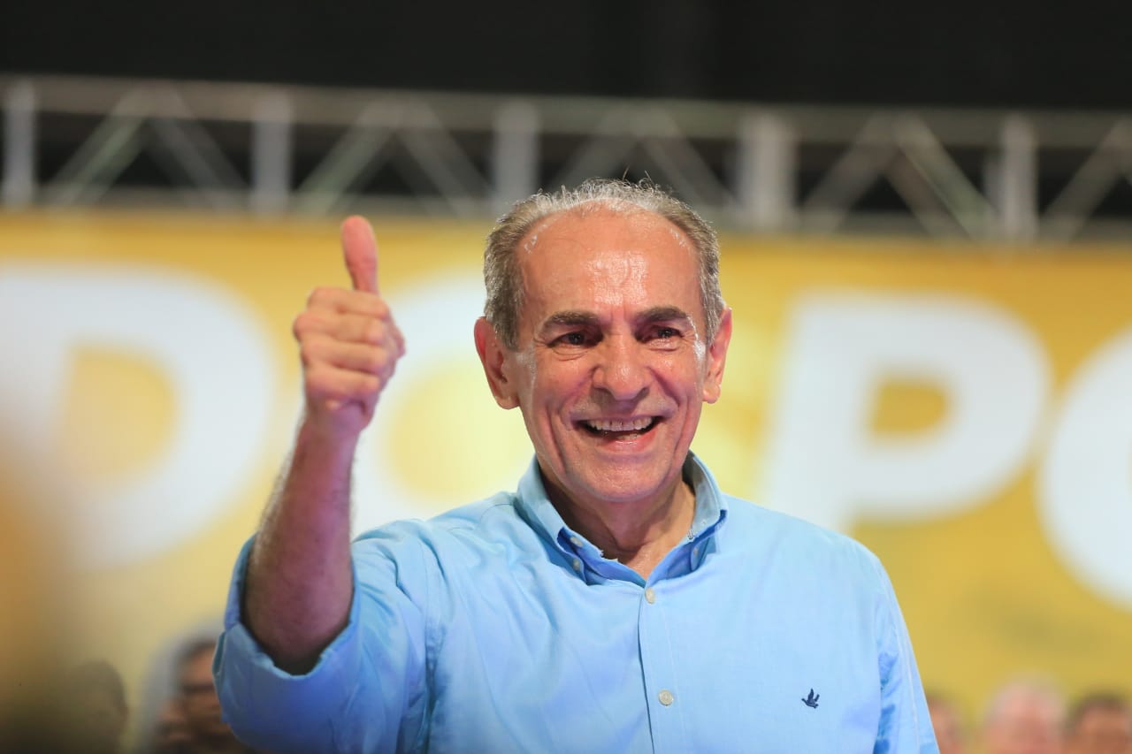 Marcelo Castro durante convenção do PT