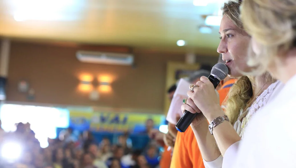 Vanessa Tapety em discurso