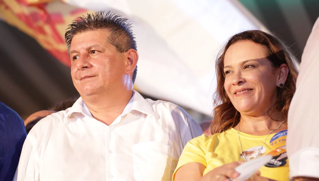 Zé Filho e Juliana Moraes Souza
