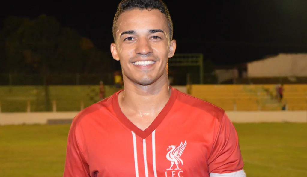 Franzé, autor de quatro gols