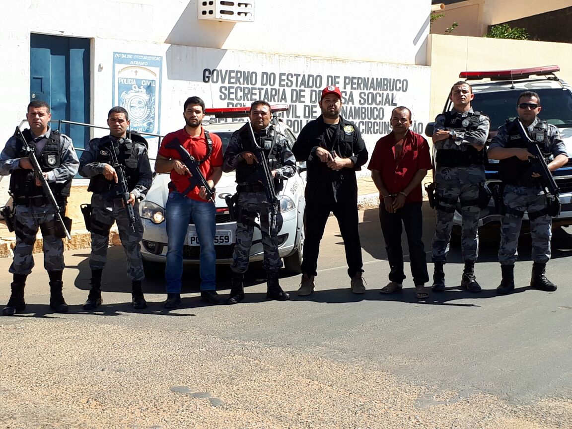 Policiais da Força Tática de Paulistana