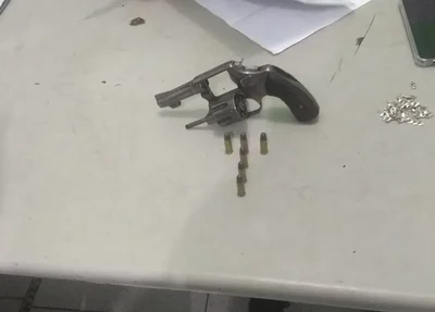 Arma apreendida com menor