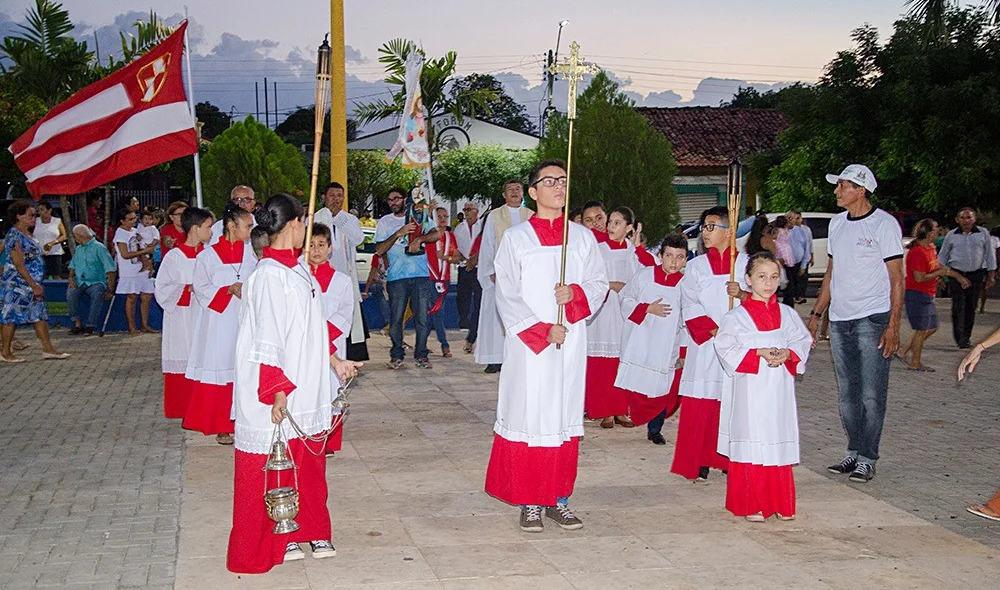 Devotos e fiéis participaram da abertura dos festejos de Nossa Senhora do Perpétuo Socorro 