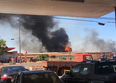Incêndio em armazém em Picos 