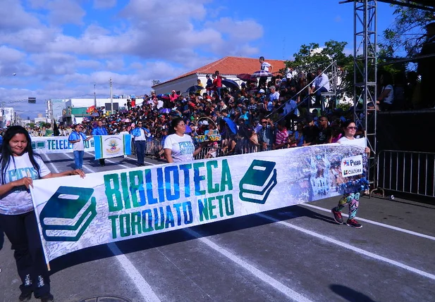Desfile de 7 de setembro em PIcos