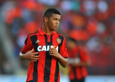 Atacante piauiense Juninho